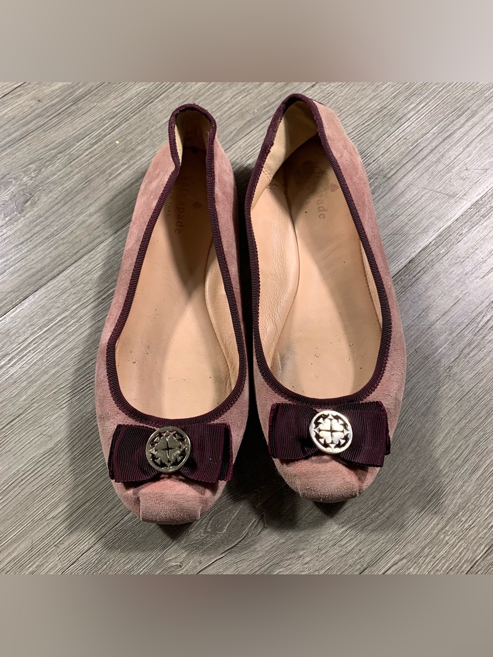 Kate Spade New York Fontana Pink Suede Ballet Flats Burgundy & Gold Bow size 9